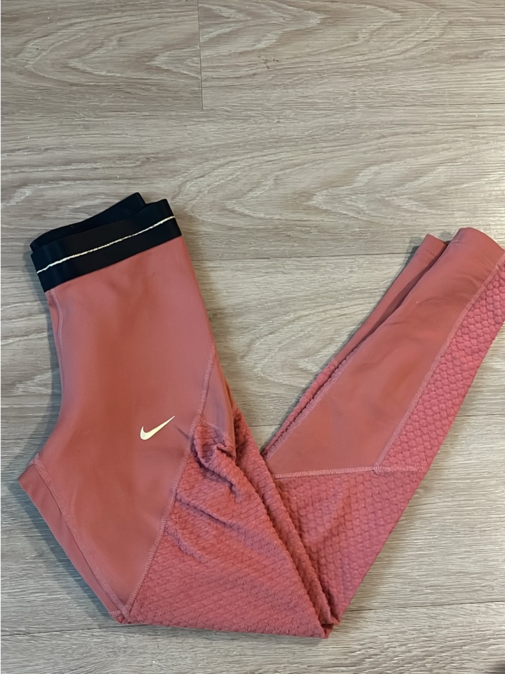 Nike Women's Leggings - Claystone Red